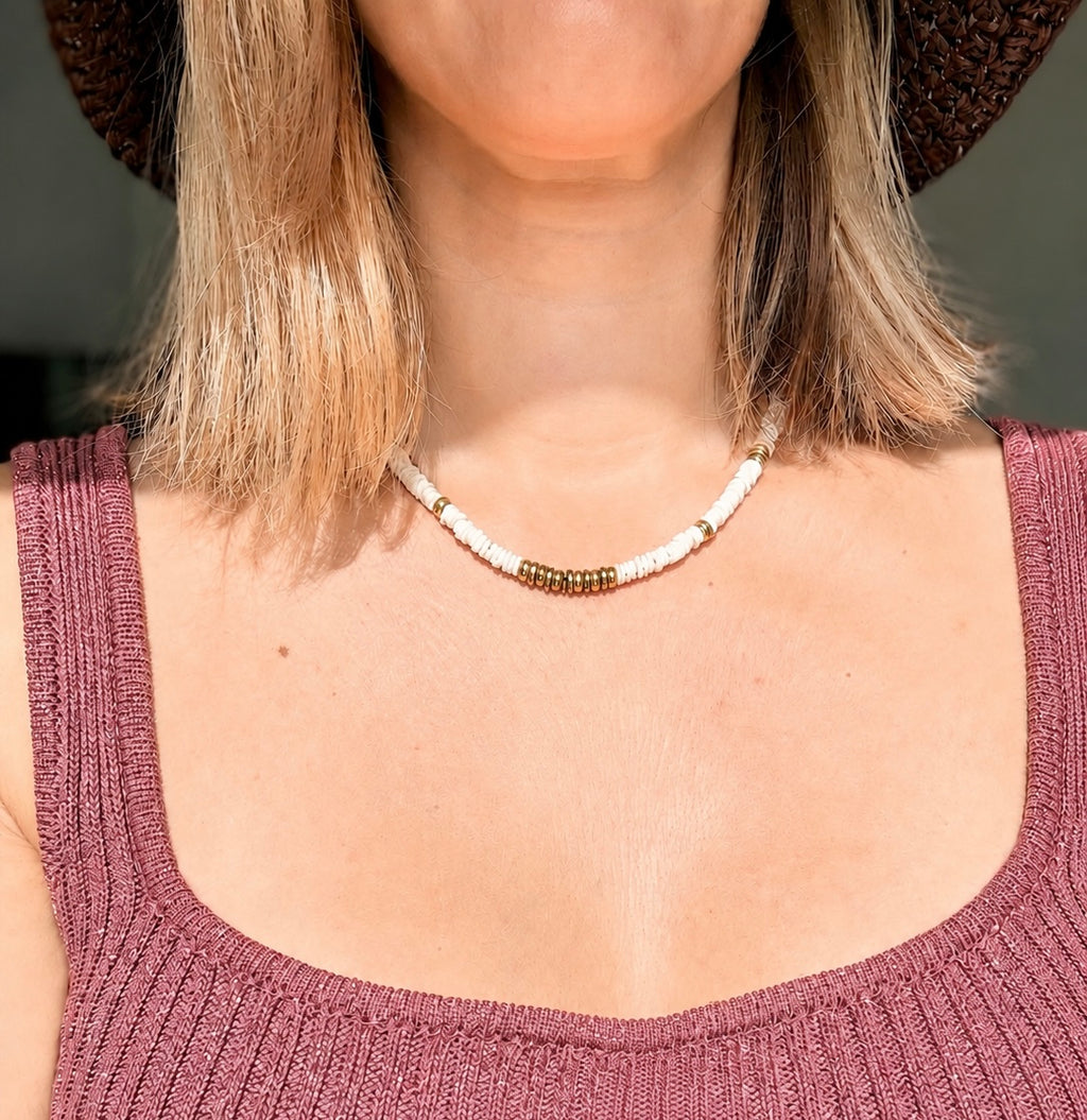 Collier Soléa - coquillage blanc & Hématite doré