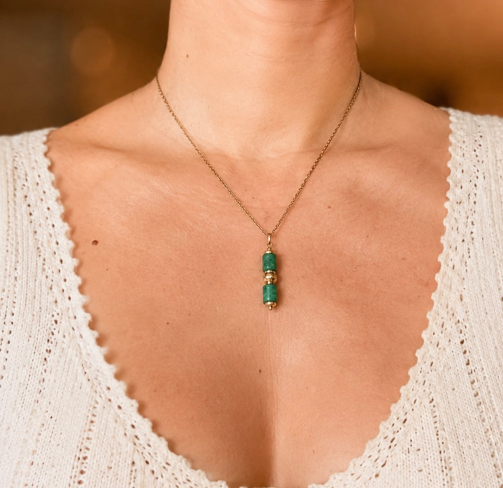 Collier pendentif CALYPSA – Turquoise & hématite dorée