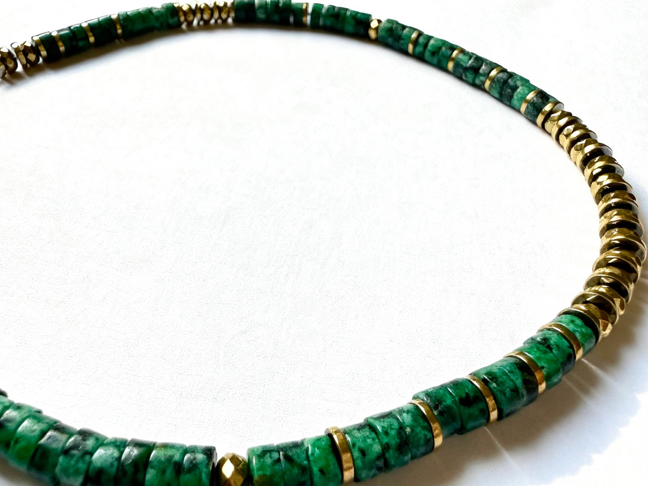 Collier CALYPSA – Turquoise africaine & hématite dorée
