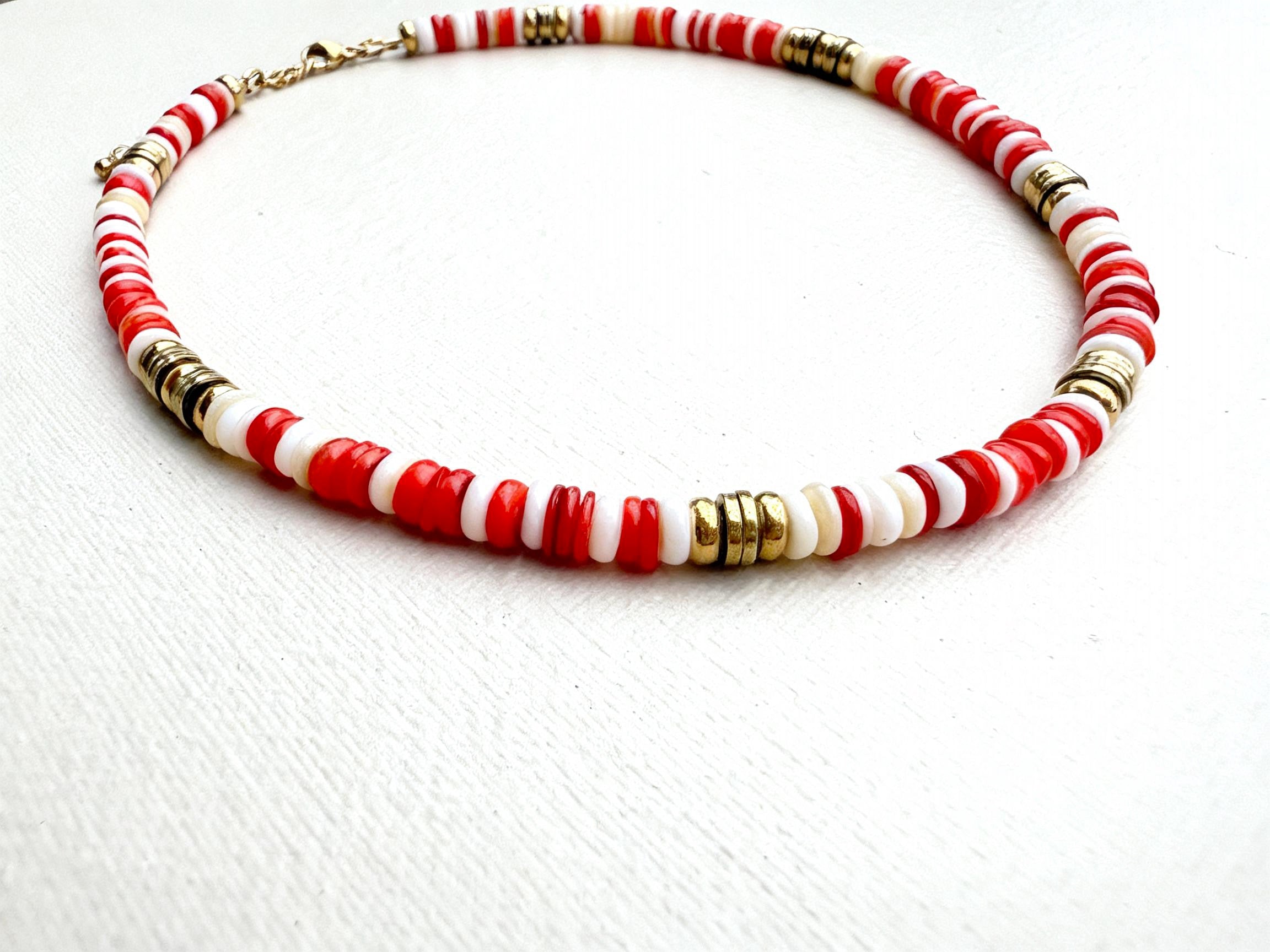 collier NÉRIA - coquillage corail rouge & coquillage blanc & hématite dorée