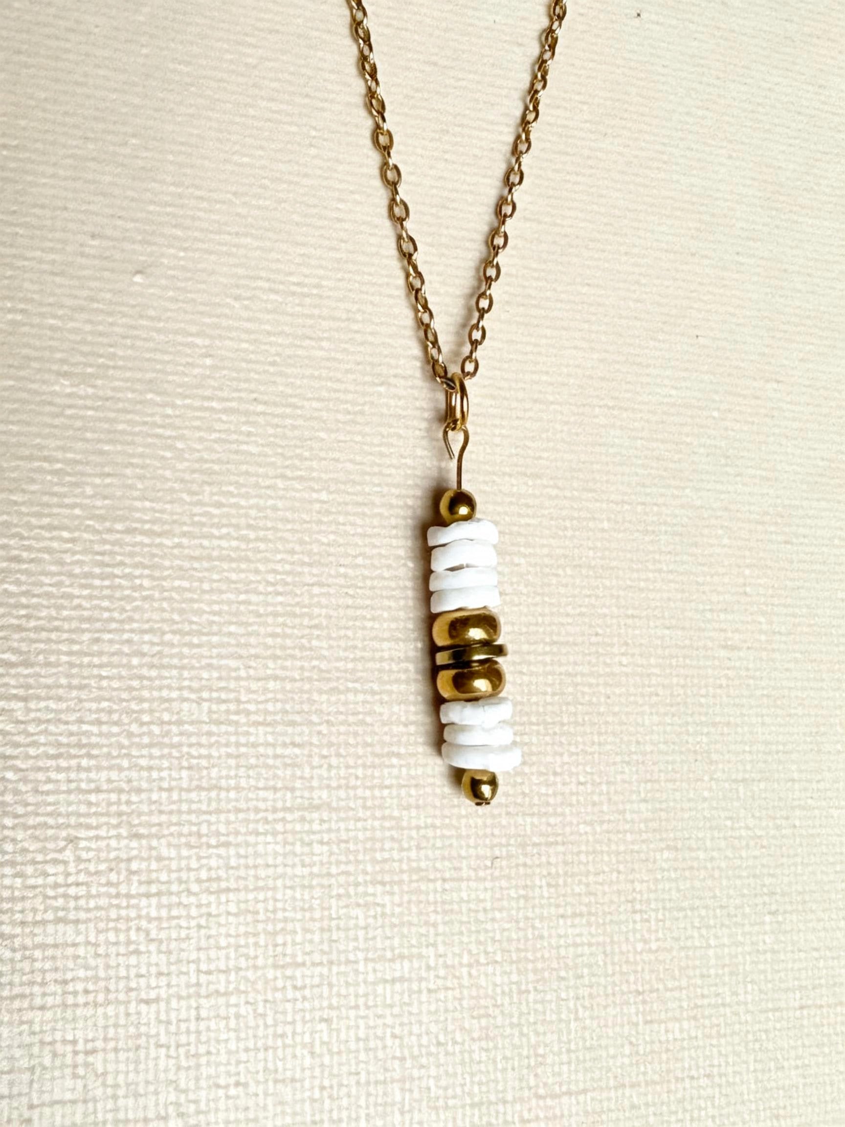 Collier pendentif Soléa - nacre & hématite