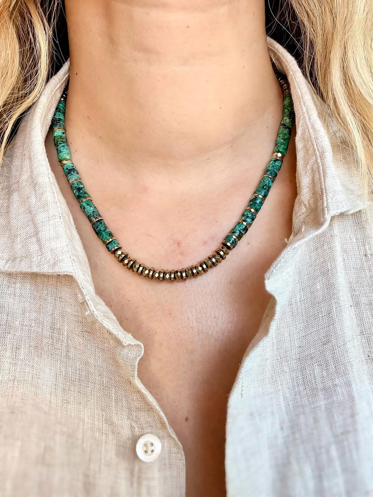 Collier CALYPSA – Turquoise africaine & hématite dorée